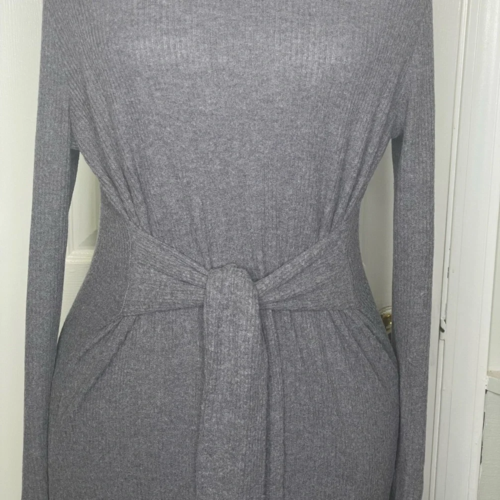 Gilli Tie Front Dress | Size Large - Picture 3 of 7